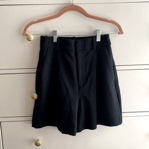 Abercrombie Ultra High Rise Tailored Shorts Black XS